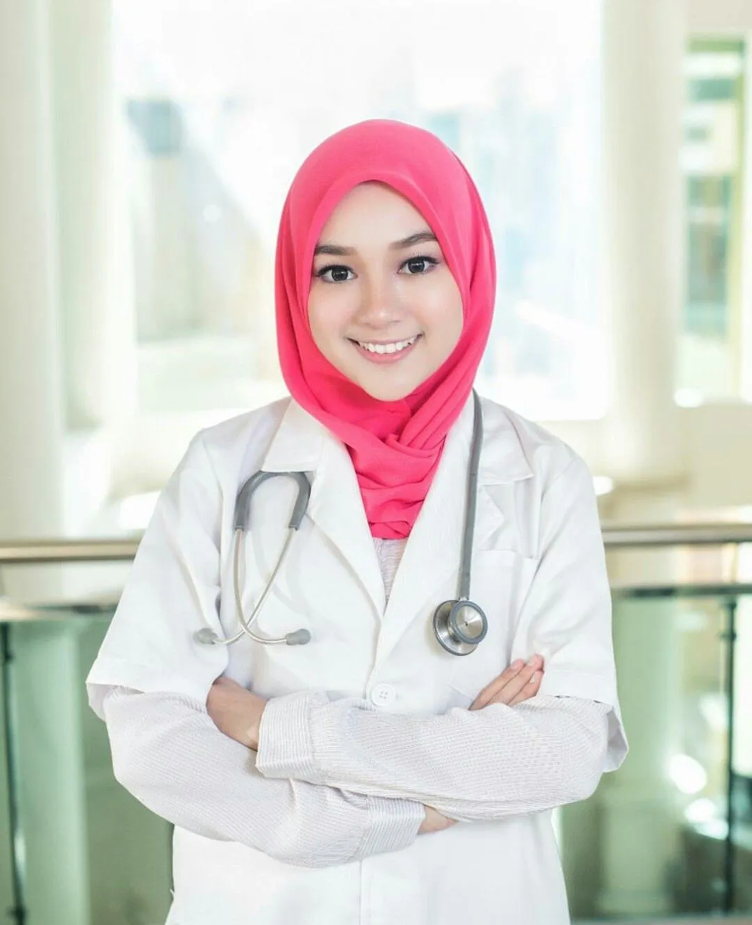 Kumpulan Foto Dokter Cantik Paling Menawan Terbagus dan Terlengkap 26 Foto Dokter Cantik