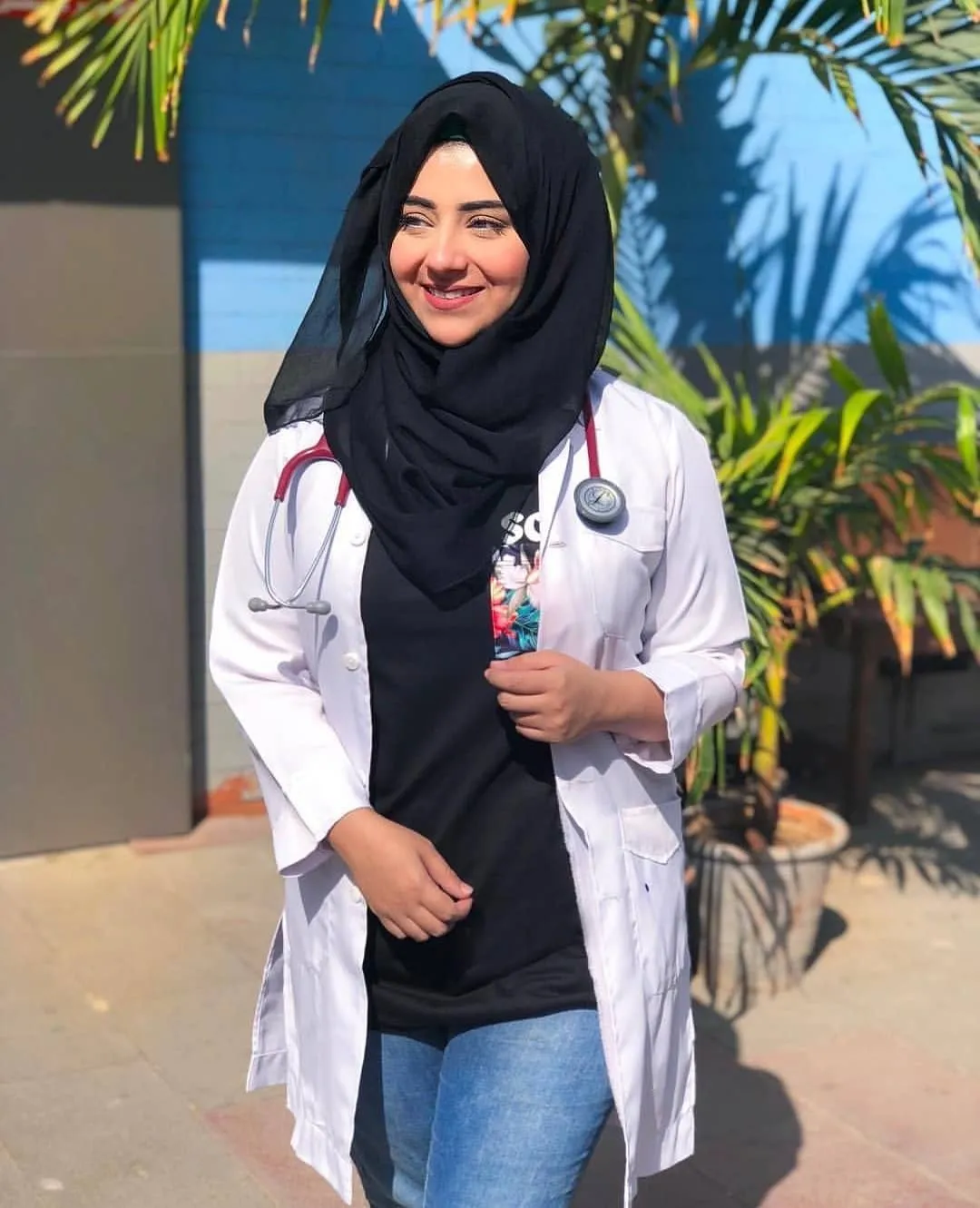 Kumpulan Foto Dokter Cantik Paling Menawan Terbagus dan Terlengkap 29 Foto Dokter Cantik