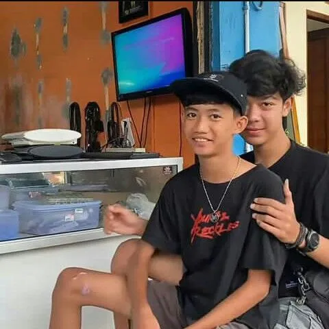 Kumpulan Foto Entul Garuda Wisnu Satria Muda Terbagus dan Terlengkap 22 Foto Entul Garuda Wisnu Satria Muda