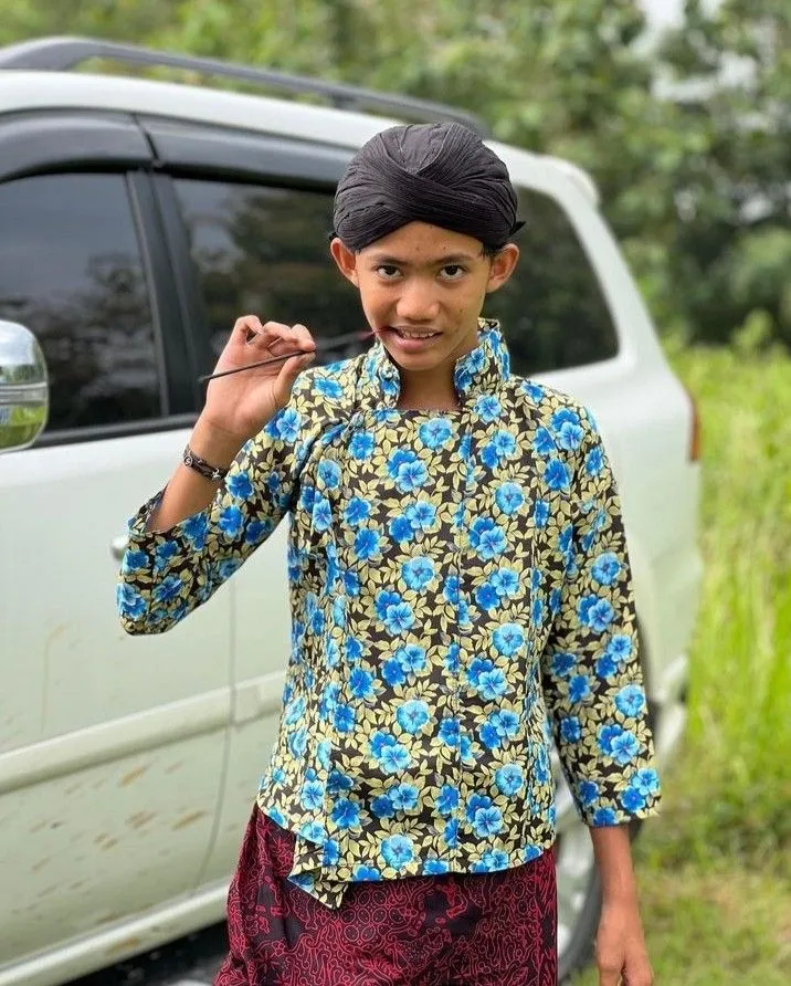 Kumpulan Foto Entul Garuda Wisnu Satria Muda Terbagus dan Terlengkap 24 Foto Entul Garuda Wisnu Satria Muda