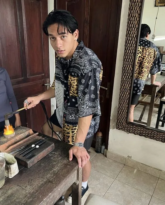 Kumpulan Foto Jefri Nichol Paling Keren Terbagus dan Terlengkap 13 Foto Jefri Nichol