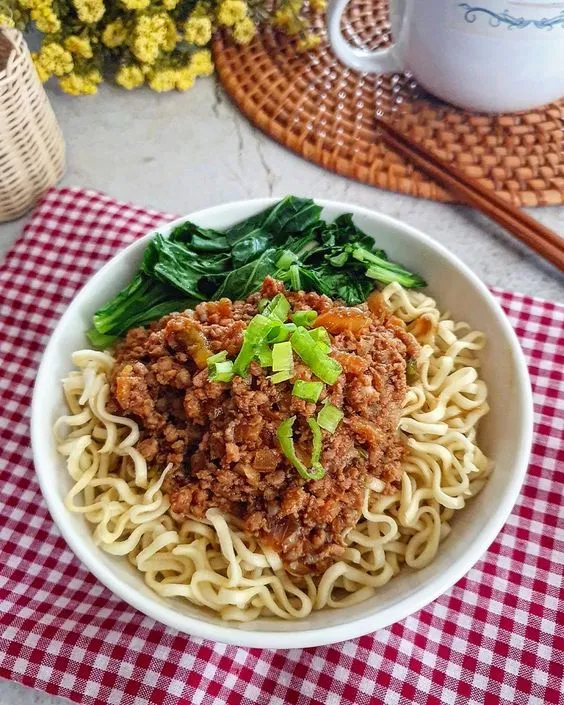 Kumpulan Foto Mie Ayam Paling Enak Terbagus dan Terlengkap 26 Foto Mie Ayam