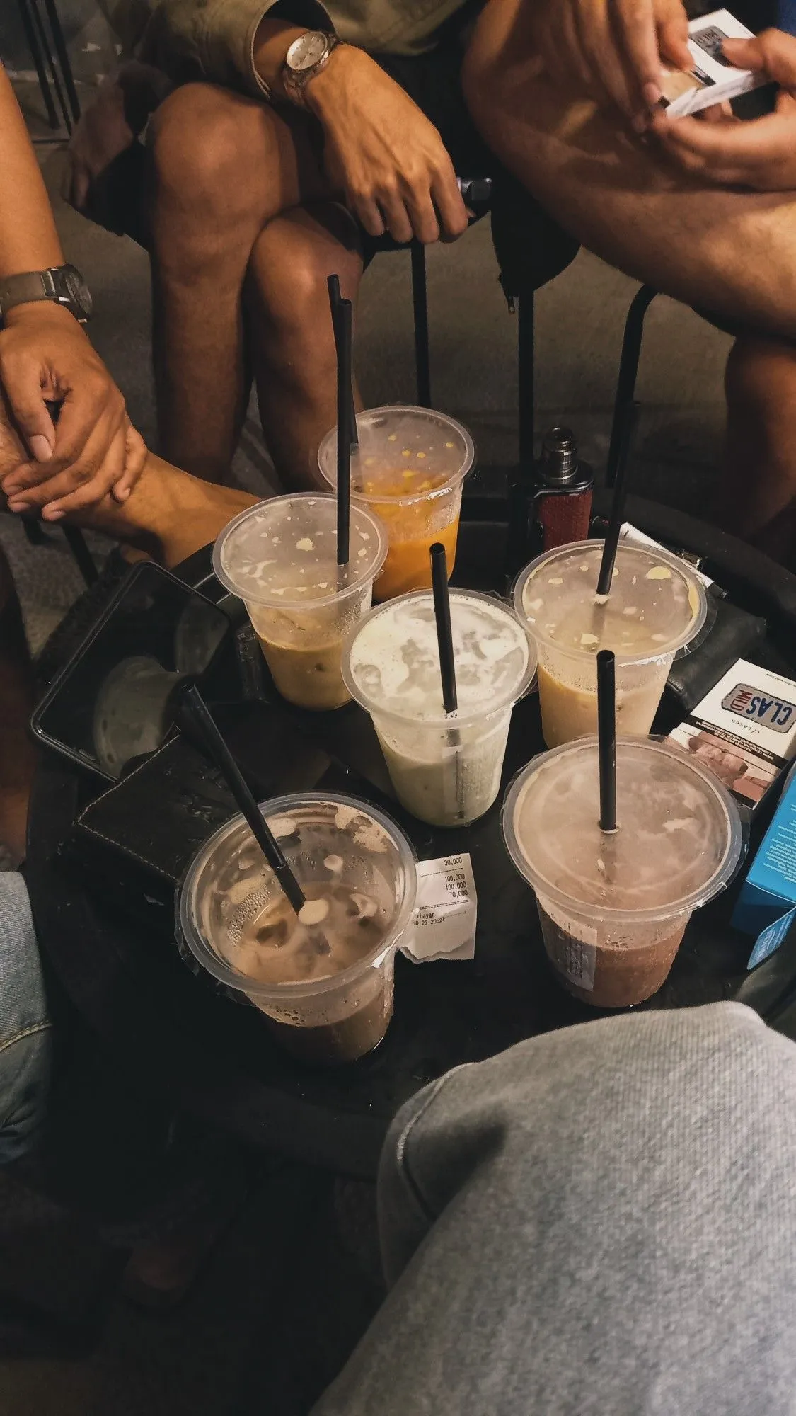 Kumpulan Foto Nongkrong Ngumpul Terbagus dan Terlengkap 12 Foto Nongkrong