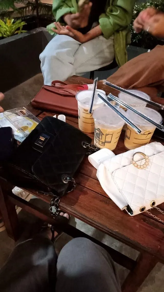 Kumpulan Foto Nongkrong Ngumpul Terbagus dan Terlengkap 13 Foto Nongkrong