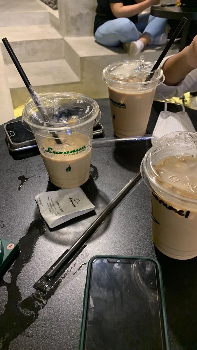 Kumpulan Foto Nongkrong Ngumpul Terbagus dan Terlengkap 18 Foto Nongkrong