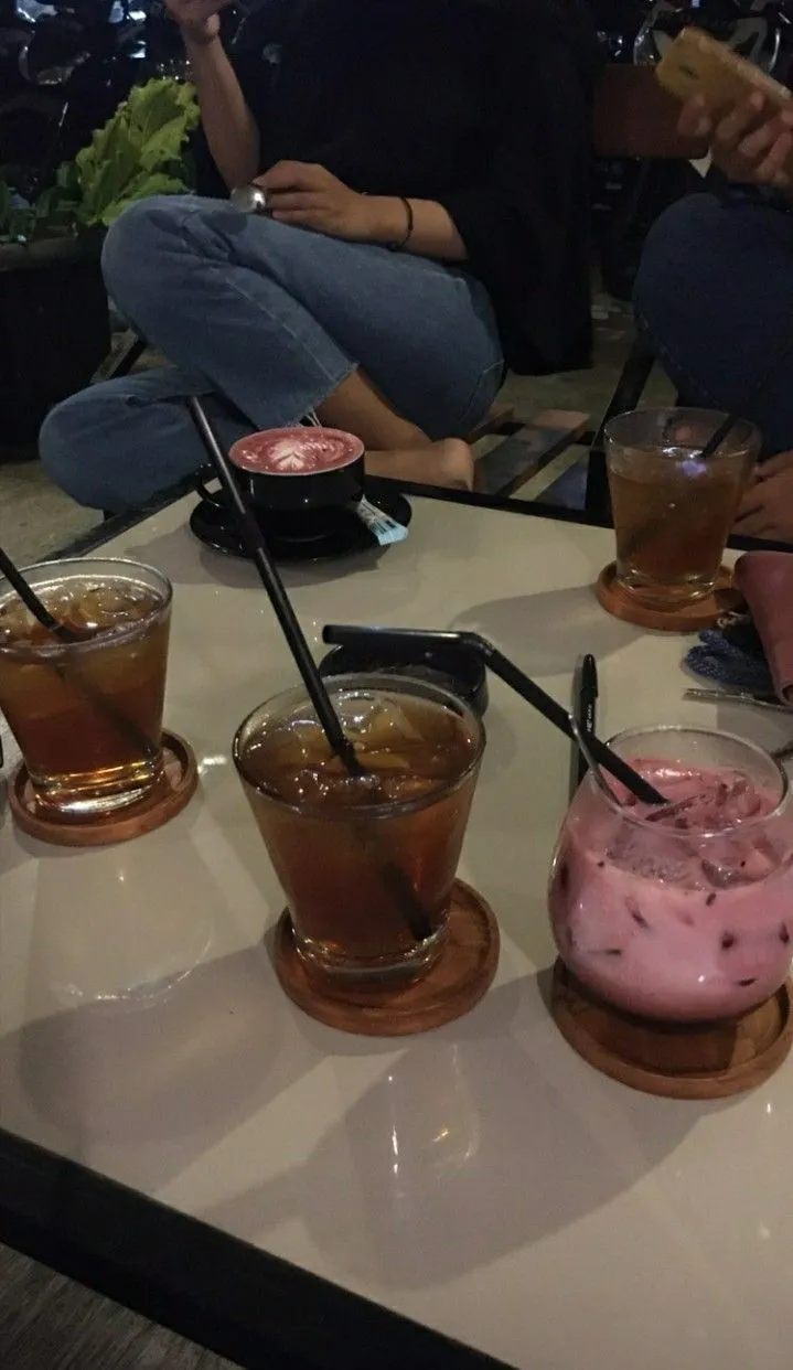 Kumpulan Foto Nongkrong Ngumpul Terbagus dan Terlengkap 22 Foto Nongkrong