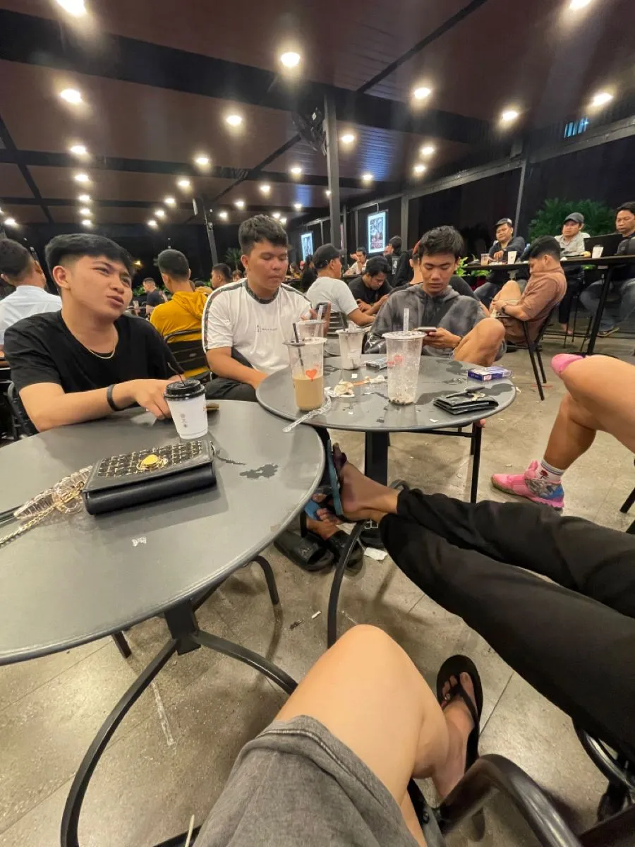 Kumpulan Foto Nongkrong Ngumpul Terbagus dan Terlengkap 29 Foto Nongkrong