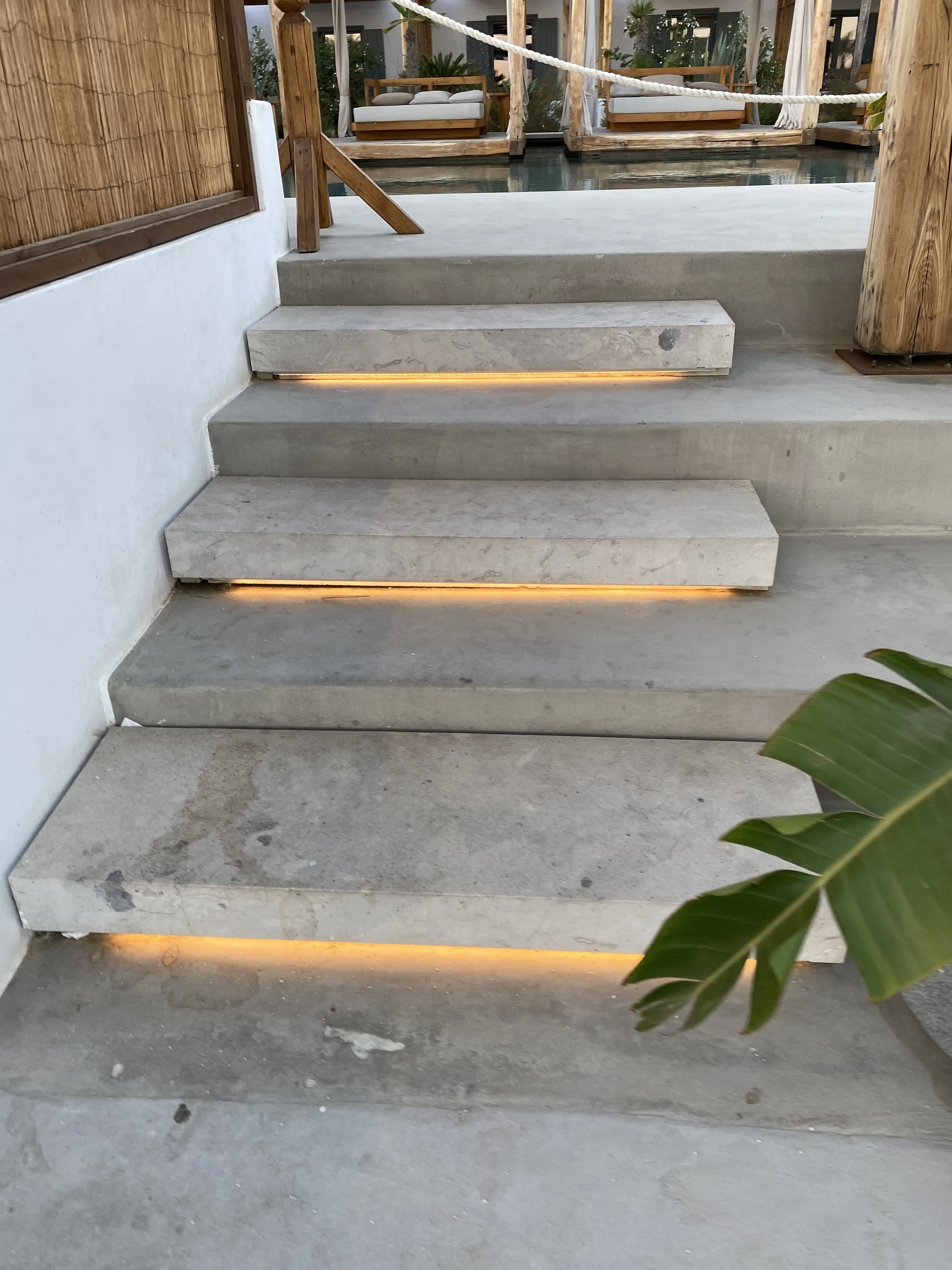 Kumpulan Gambar Tangga Beton Paling Bagus dan Terlengkap 17 Gambar Tangga Beton