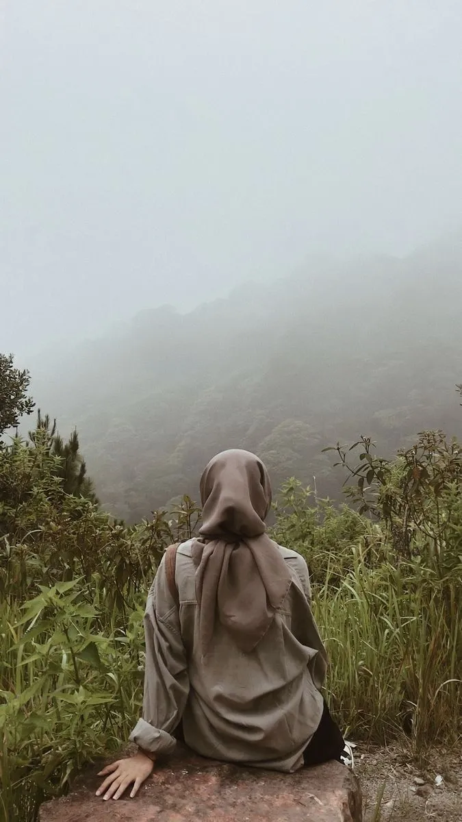 Kumpulan Gambar Wanita Berhijab Dari Belakang Galau Terbagus 23 Gambar Wanita Berhijab Dari Belakang Galau
