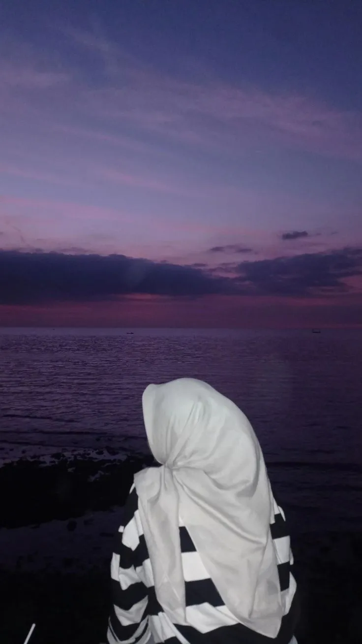 Kumpulan Gambar Wanita Berhijab Dari Belakang Galau Terbagus 31 Gambar Wanita Berhijab Dari Belakang Galau