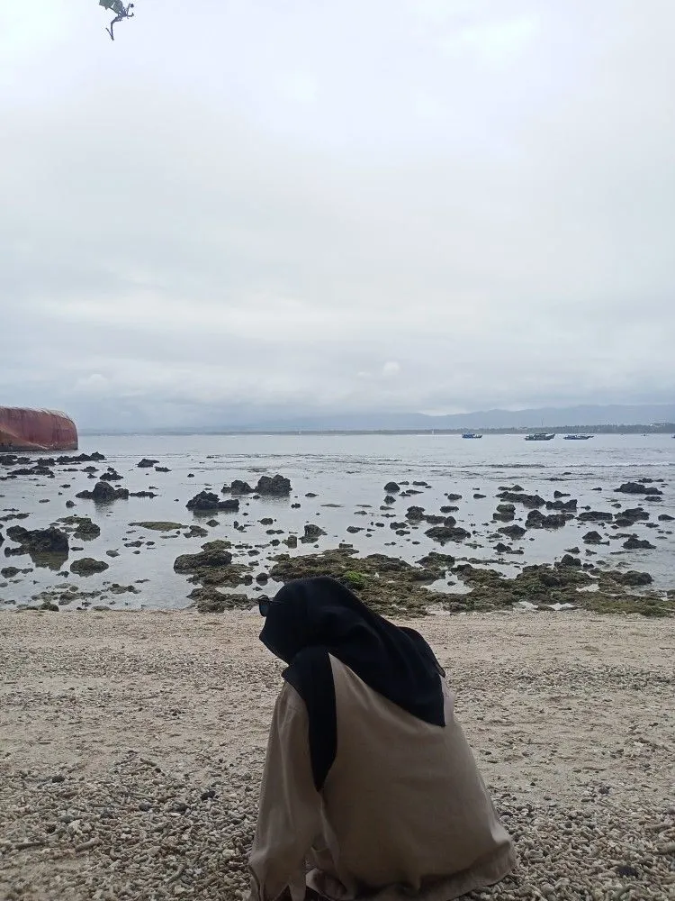 Kumpulan Gambar Wanita Berhijab Dari Belakang Galau Terbagus 9 Gambar Wanita Berhijab Dari Belakang Galau